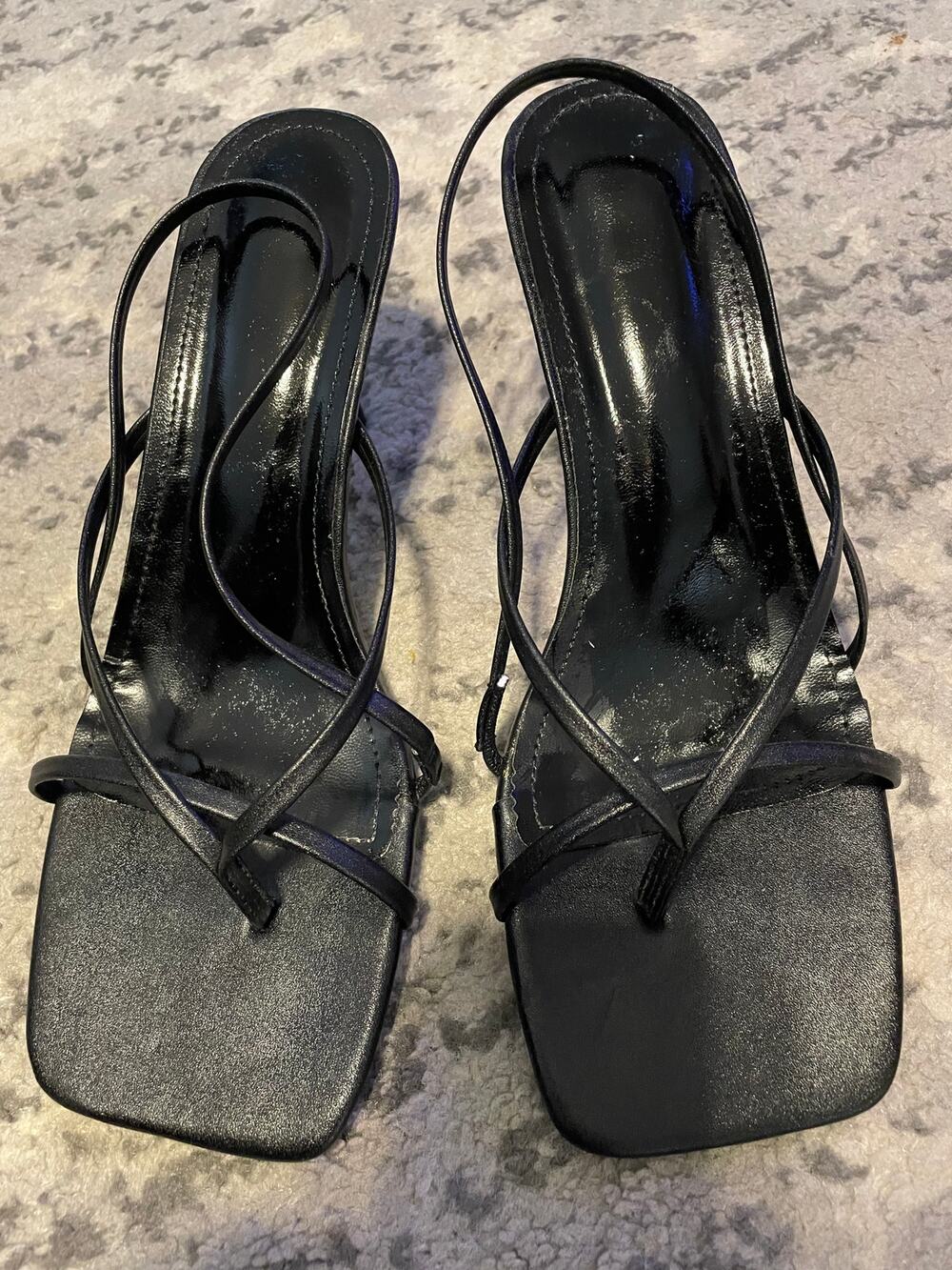 Black Square Toe Thong Slingback Heeled Sandals Faux Leather Size 9